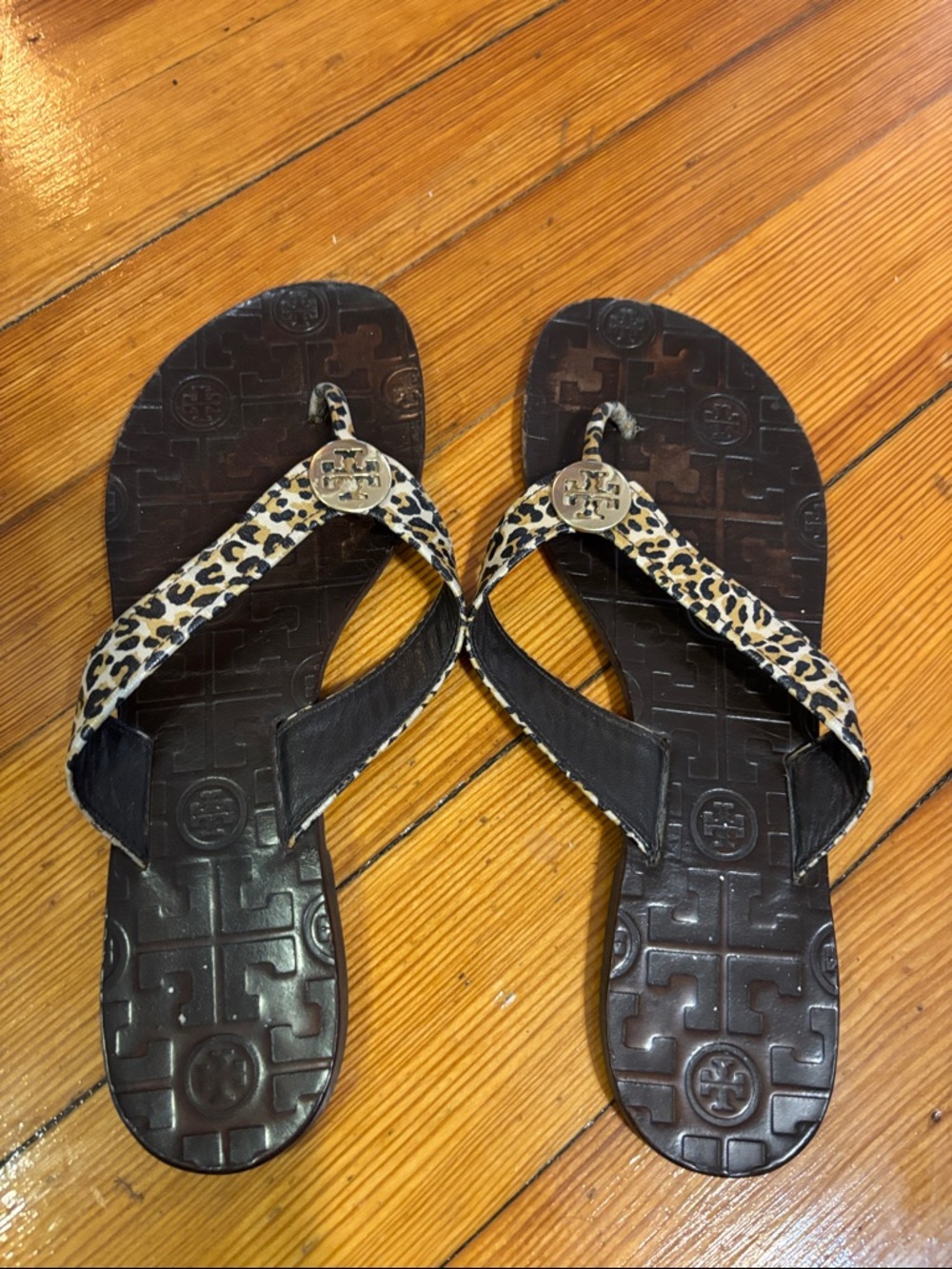 Tory Burch Leopard-Print Logo Thong Sandals - Brown & Tan